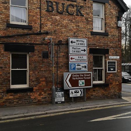 The Buck Hotel ソーントン・デール エクステリア 写真